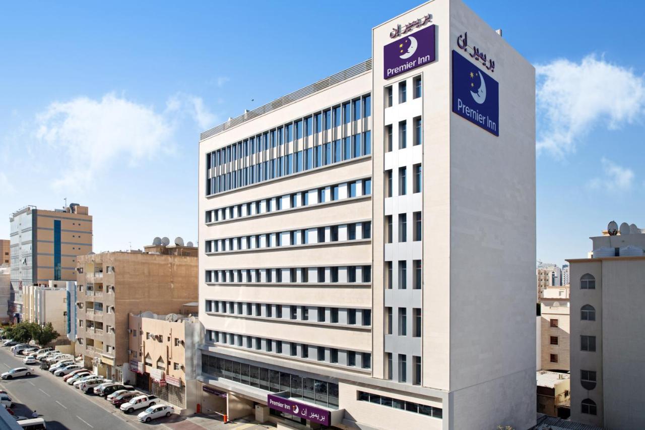 Premier Inn Doha Airport Exterior photo